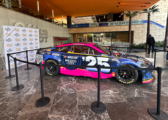 Mexico race showcase