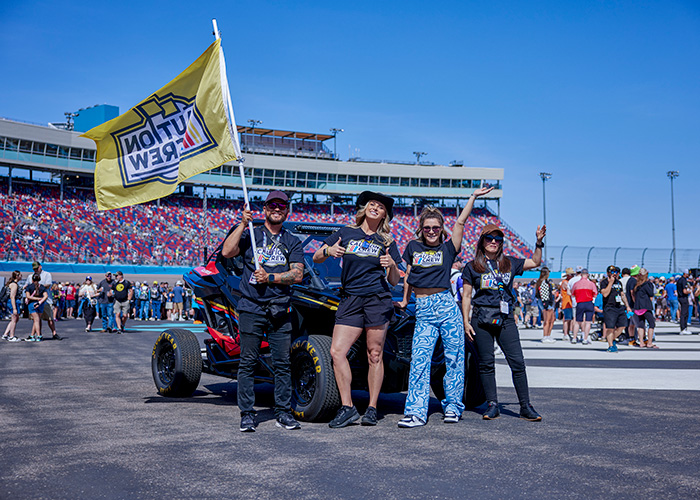 Side by group display